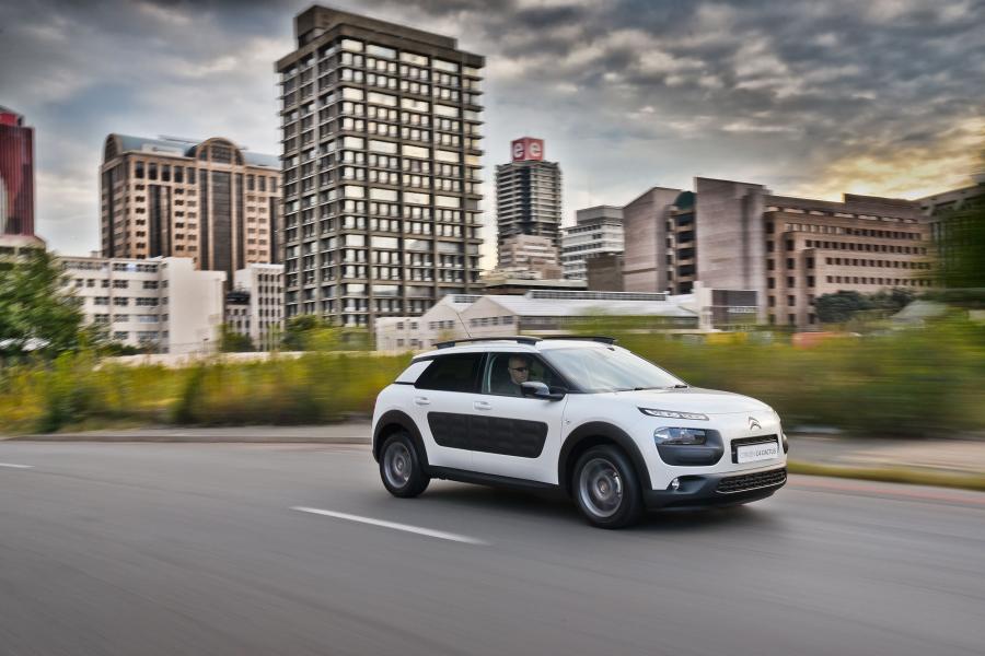  Citroen C4 Cactus 2015 года  (ZA) (фото 6 из 19)